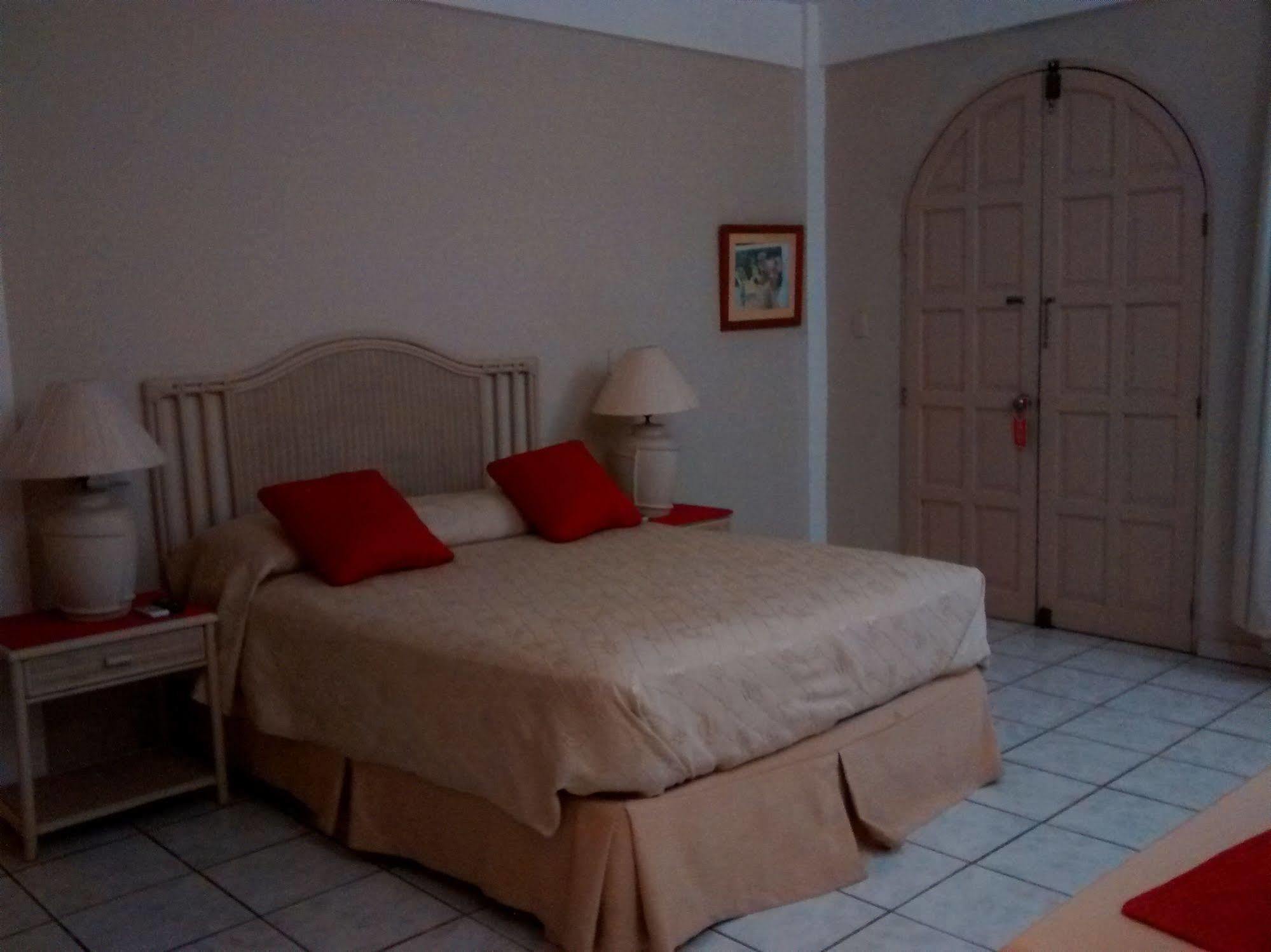 Hotel Coco Plaza Las Terrenas Bagian luar foto